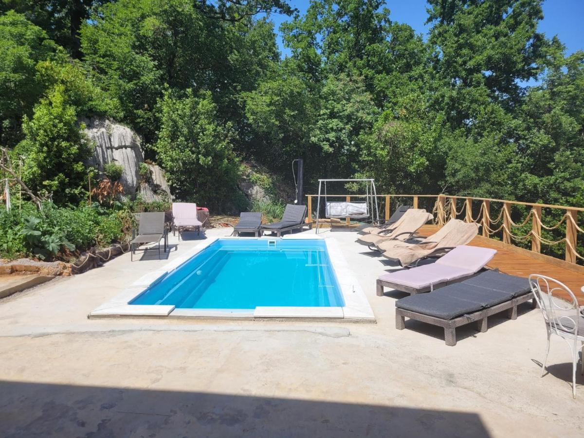 Apartments Chiara Mit Meerblick Und Pool Und Jacuzzi Lovran Exterior foto