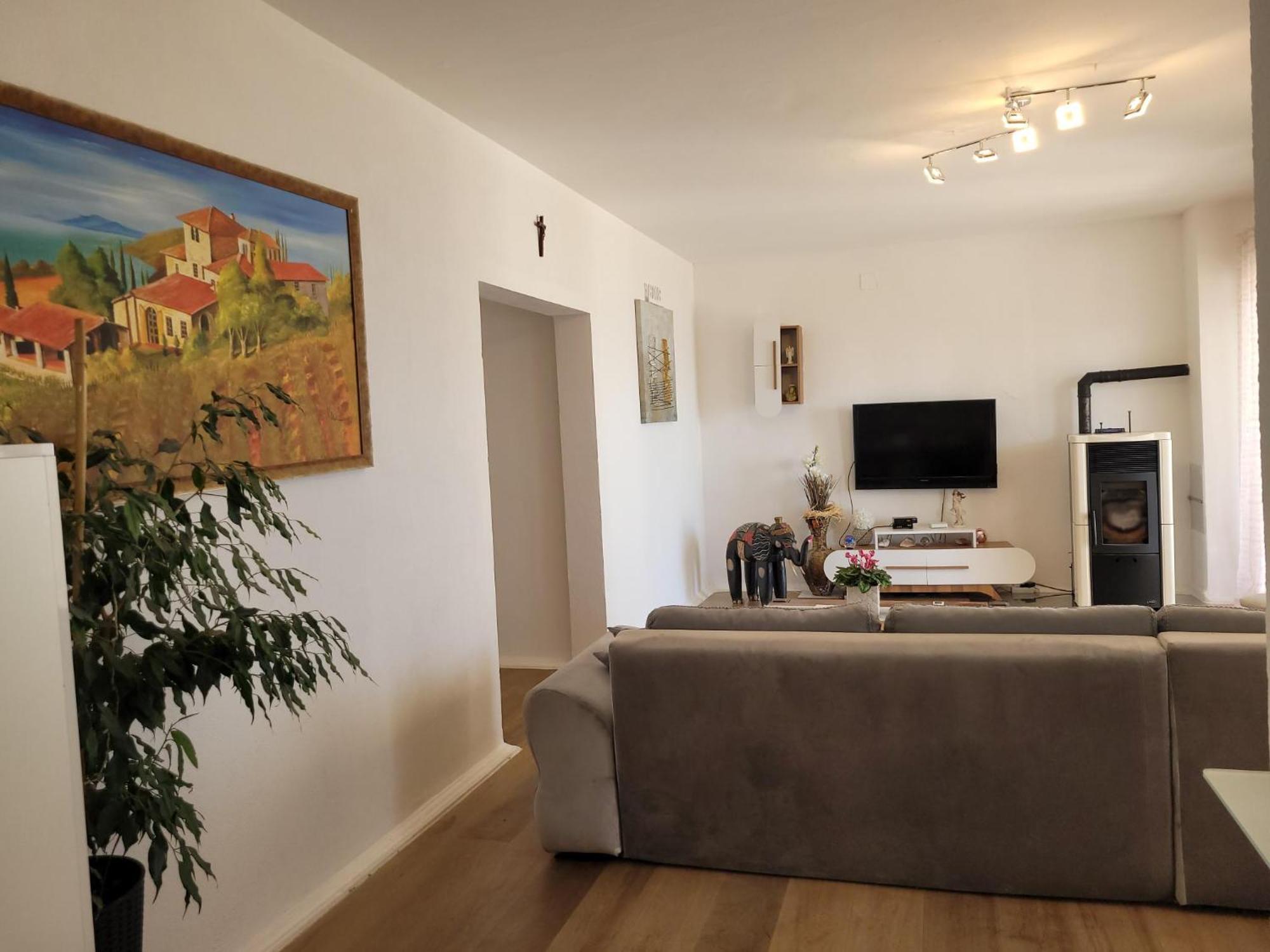 Apartments Chiara Mit Meerblick Und Pool Und Jacuzzi Lovran Exterior foto